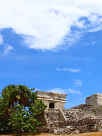 Tulum México Ruinas Mayas в апреле — фото погоды (2026-04-11)