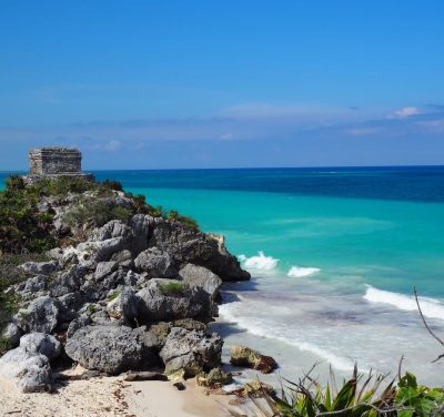 Tulum México Ruinas Mayas в апреле — фото погоды (2026-04-15)