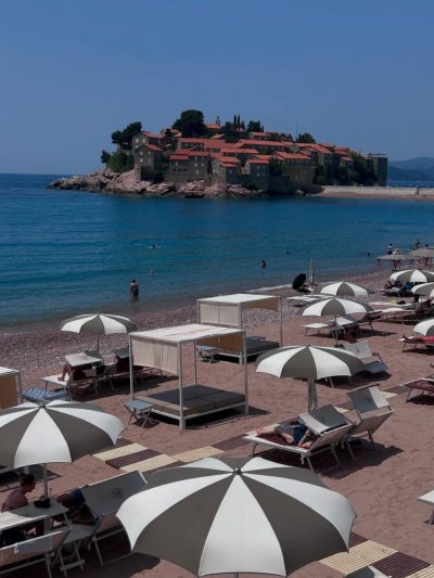 Hotel California - Sveti Stefan — фото погоды в июне (2025-06-21)