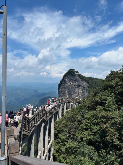 Glass Walk @ Tian Men Shan в июле — фото погоды (2025-07-27)