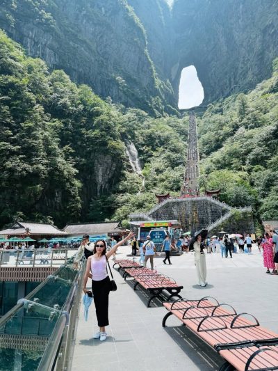 Glass Walk @ Tian Men Shan в июле — фото погоды (2025-07-27)