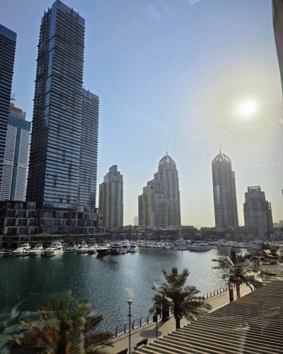 Grosvenor House, a Luxury Collection Hotel, Dubai — фото погоды в октябре (2025-10-17)