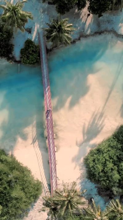 Maabaidhoo Koaru в октябре — фото погоды (2025-10-17)