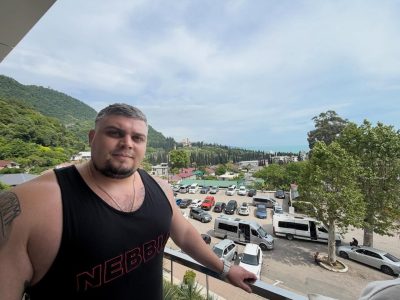 Новоафонский Парк   ახალი ათონის პარკი   New Athos Park в июне — фото погоды (2026-06-17)