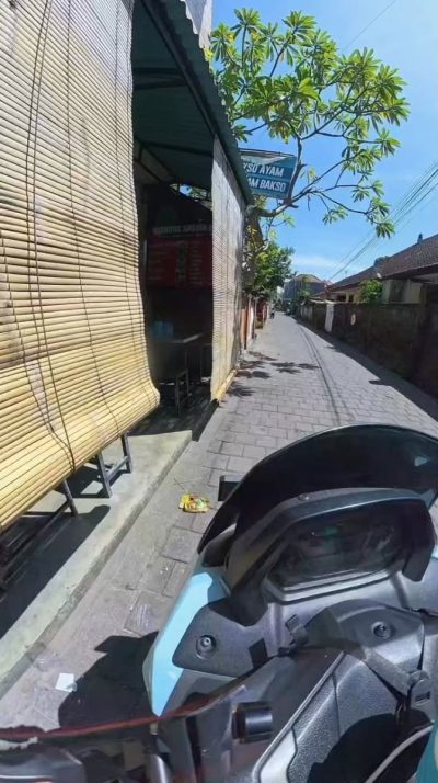 Bandara I Gusti Ngurah Rai Terminal Kedatangan Domestik в марте — фото погоды (2026-03-27)