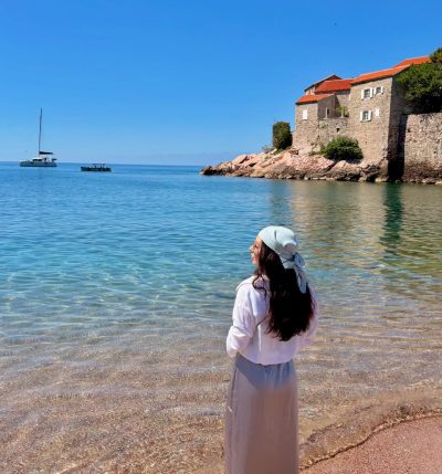 Beach Sveti Stefan, Montenegro в июне — фото погоды (2026-06-18)